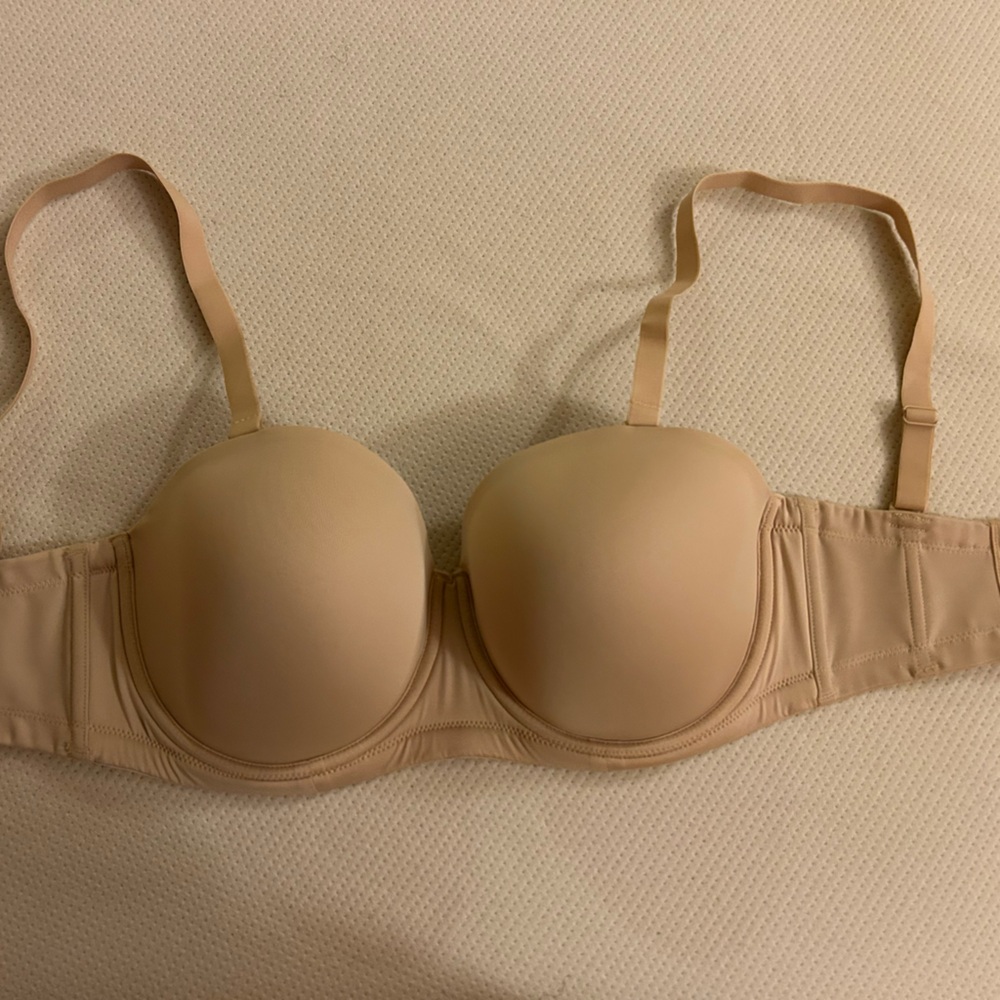 Wacoal adjustable strapless bra